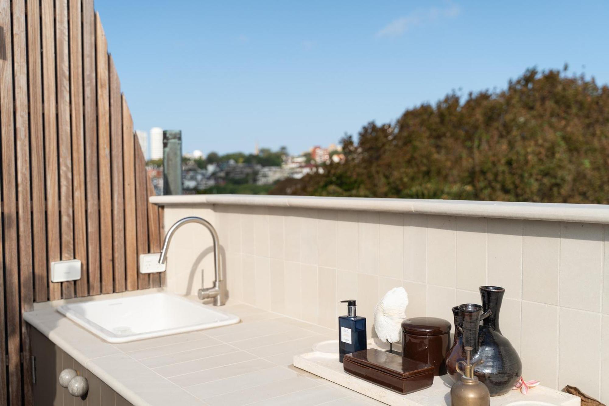 The Harry Seidler Penthouse - Steps To Cbd * Sydney
