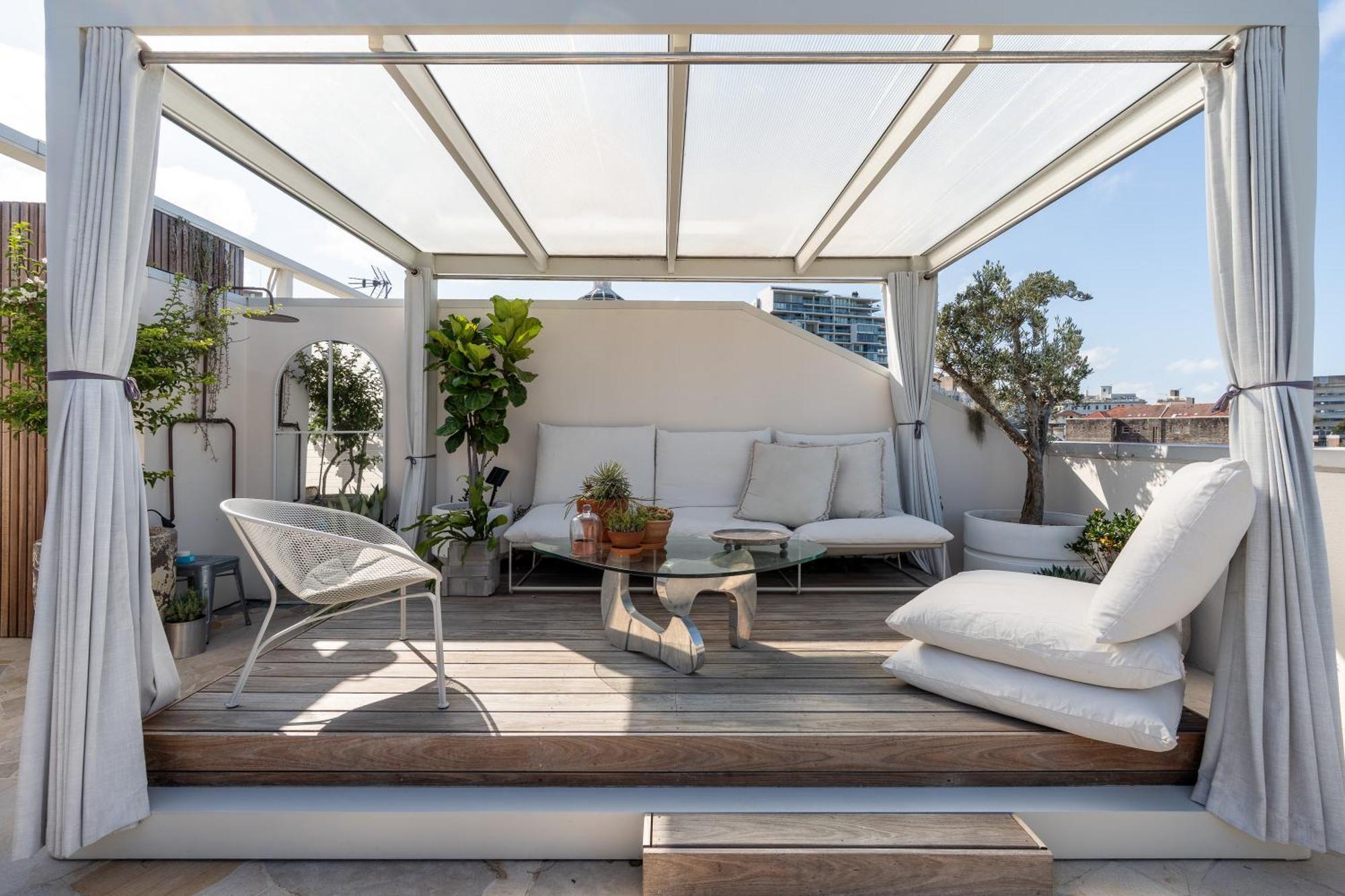 The Harry Seidler Penthouse - Steps To Cbd Apartment Sydney