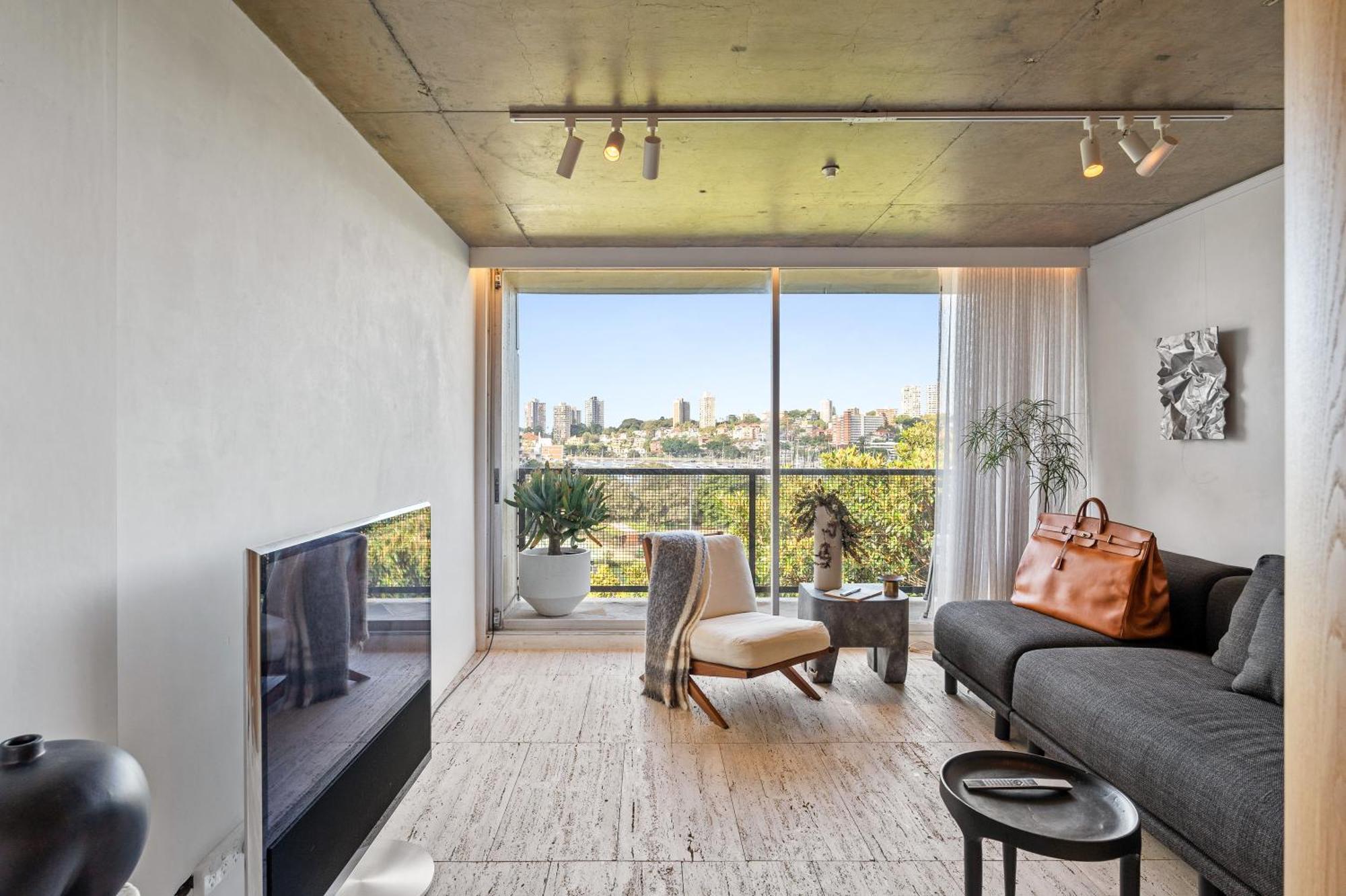 The Harry Seidler Penthouse - Steps To Cbd * Sydney